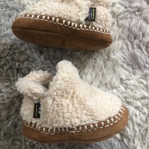 L.L. Bean Baby Slippers brand new